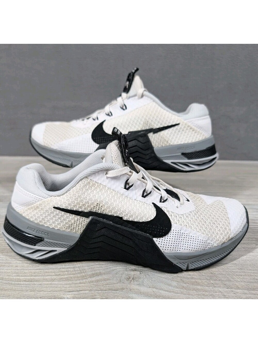 Nike Mens 7 White Black Metcon 9 Cross Training Gym Weightlifting Athletic Shoes